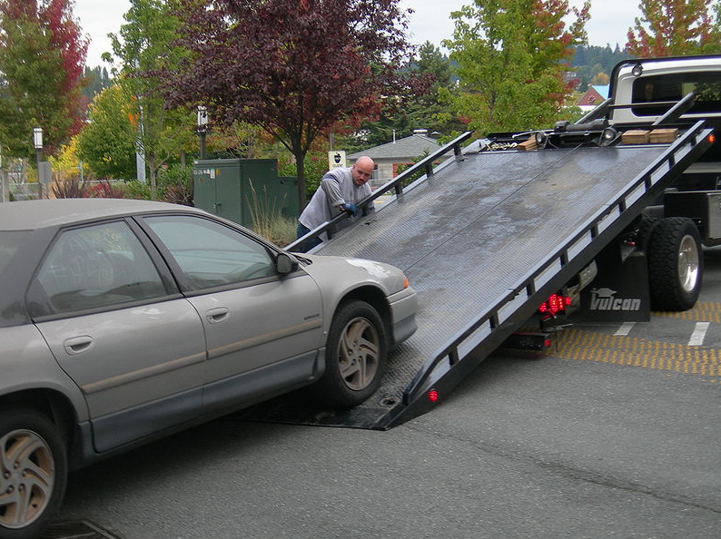 this is a picture of Carmichael towing service